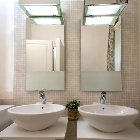 Infinity - Regarda Travel