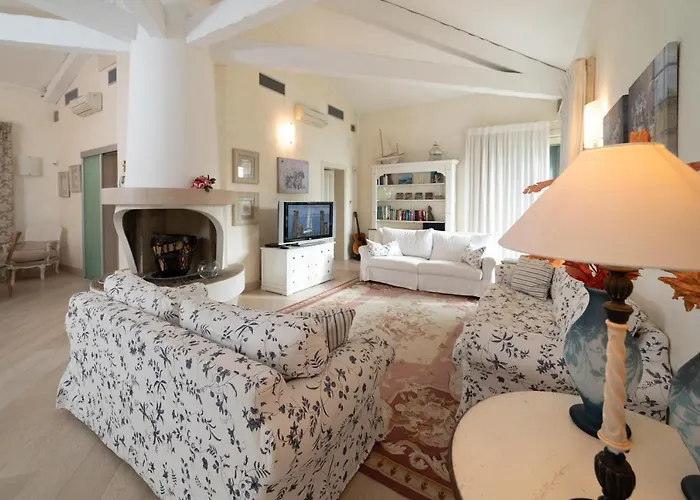 Villa Infinity - Regarda Travel *